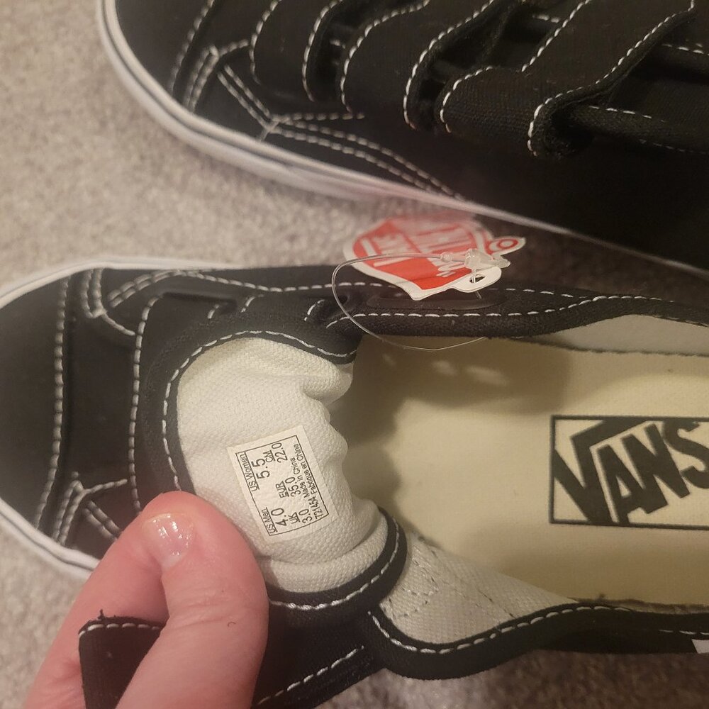 NWT Vans Prison Issue Sz 5.5 Women - Picture 3 of 3